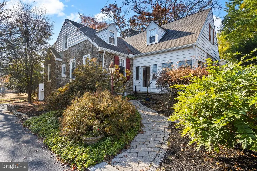 320 W 1st Ave, Malvern