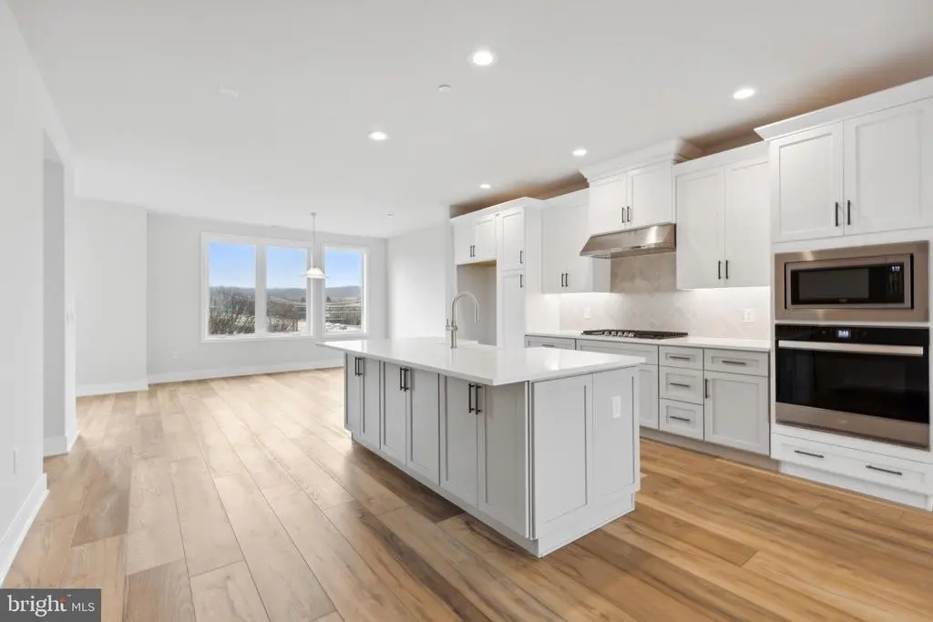 202 Manion Aly #108, King Of Prussia