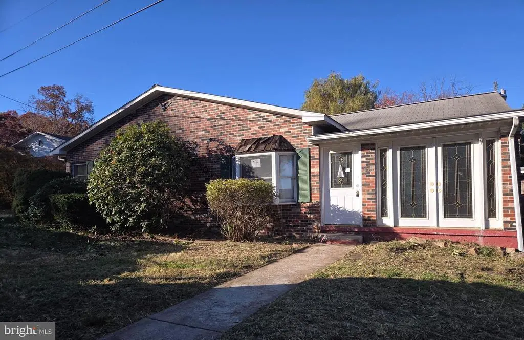 20307 Pond Circle Rd, Midlothian