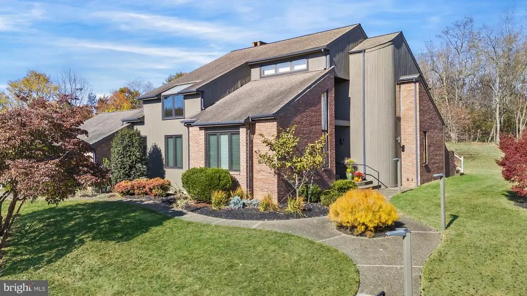 24 Downs Dr, Wilmington