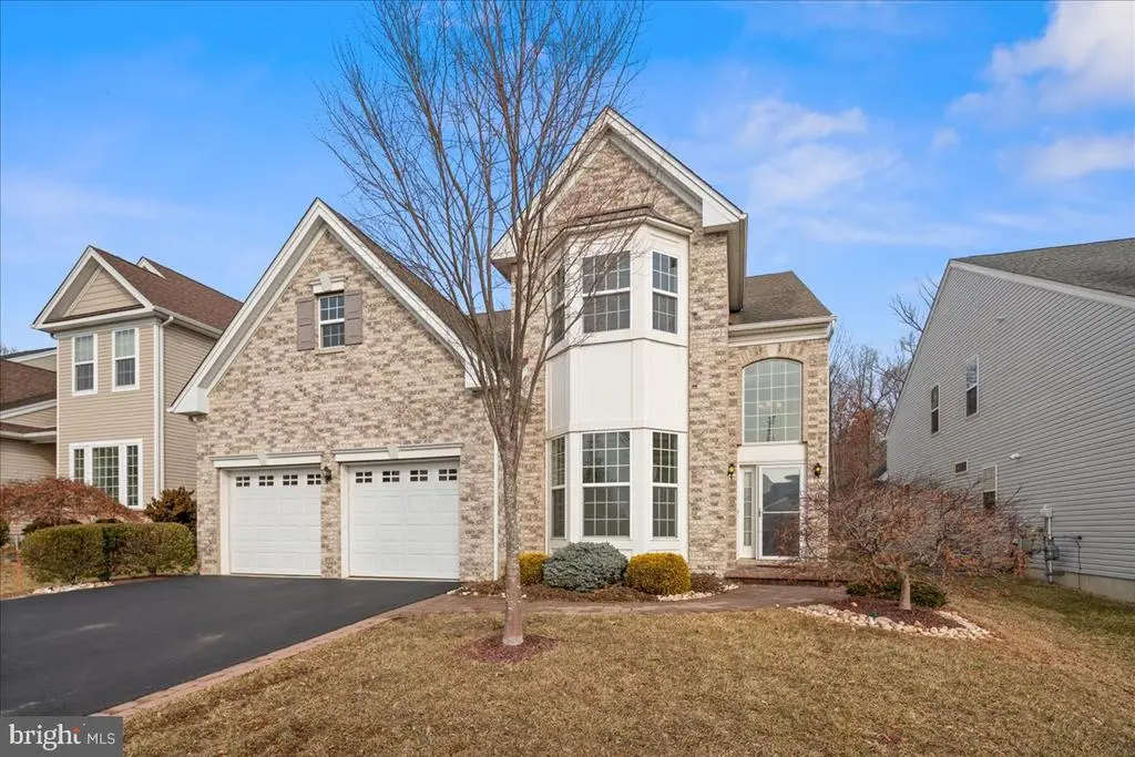 6 Bellingham Dr, Kendall Park