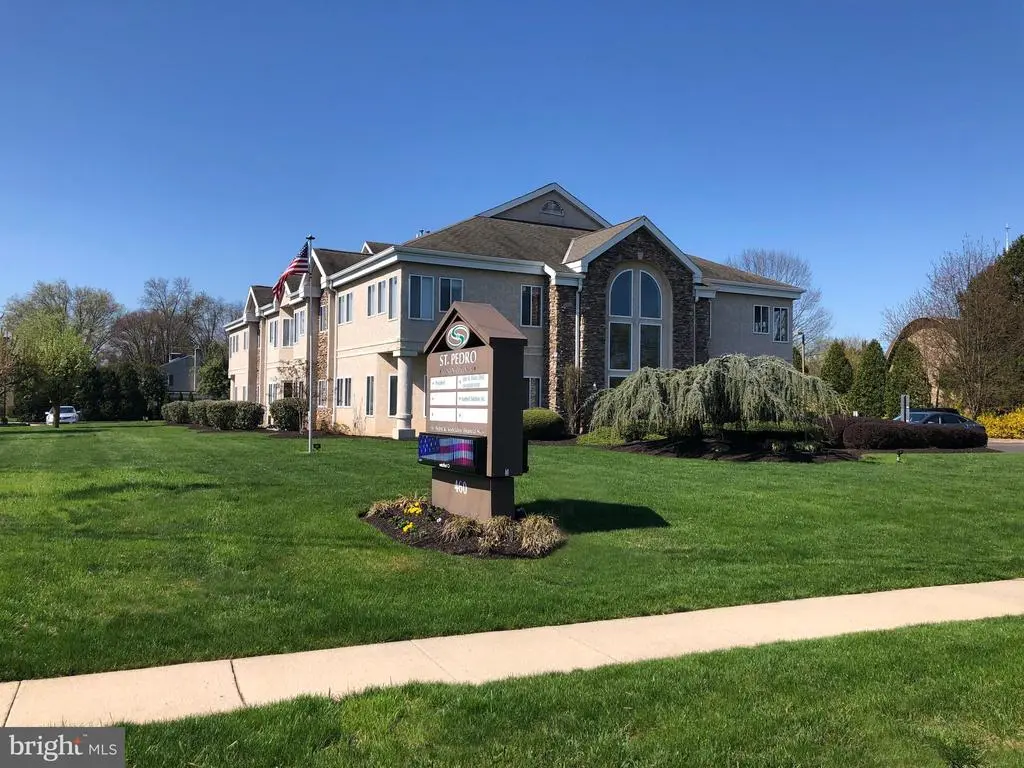 460 Lewis Rd #210, ROYERSFORD