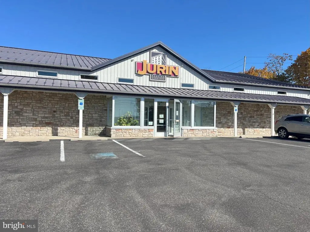 560 Seminary St, PENNSBURG