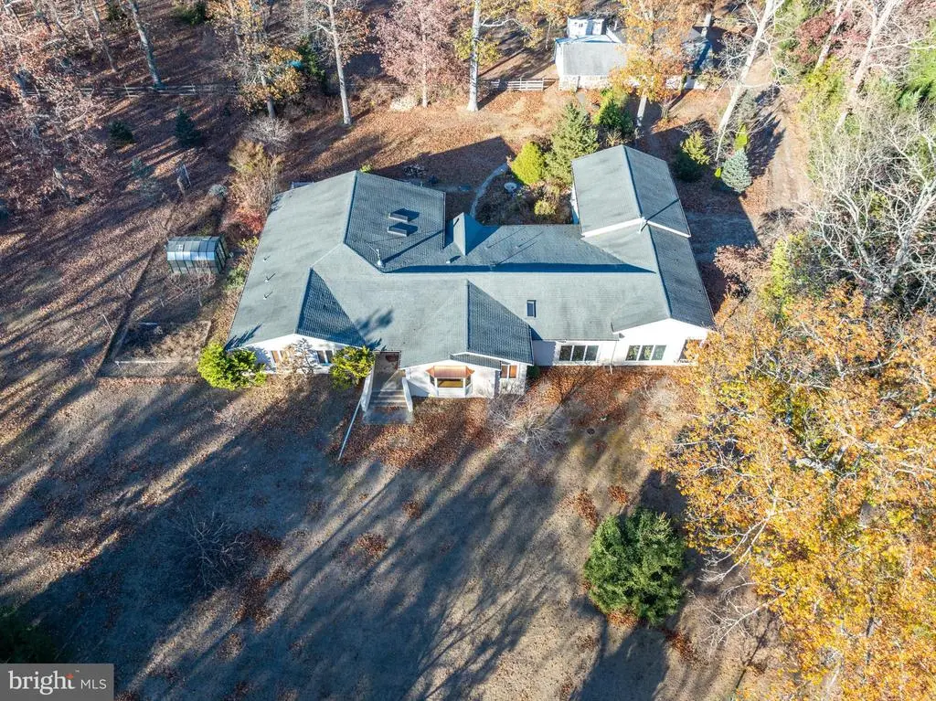 1168 Maple Ave, Atco