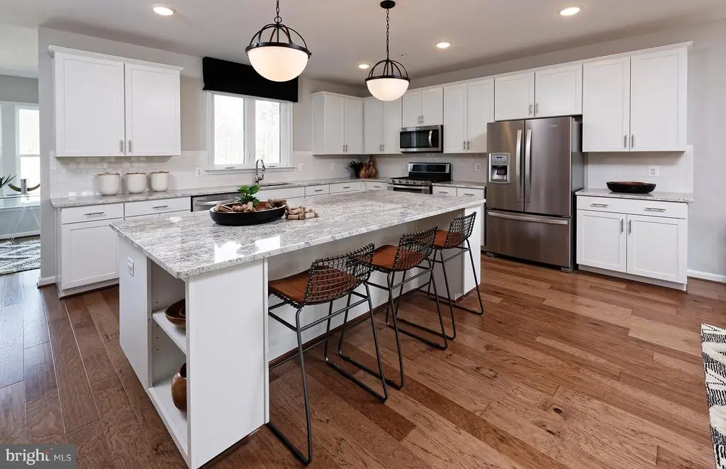 237 Mainstream Dr, Laurel