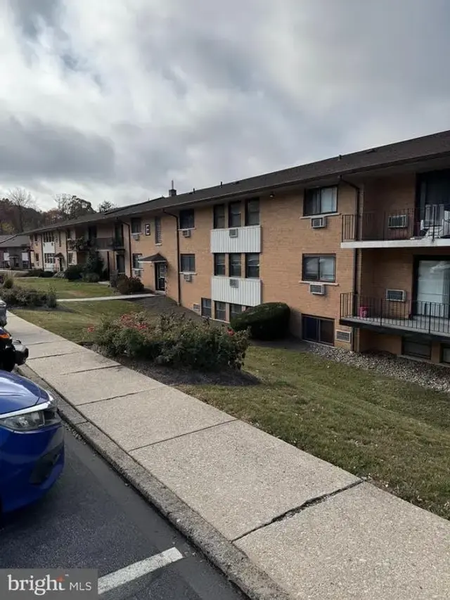 1016 W Baltimore Pike #e-10, Media