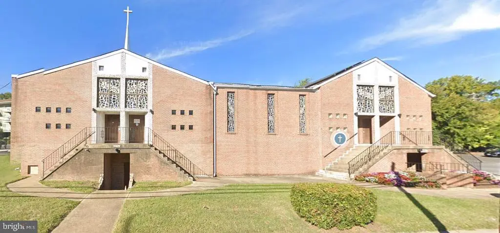 4551 Benning Rd Se, WASHINGTON