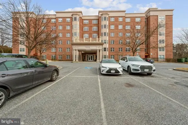 7902 Brynmor Ct #201, Pikesville