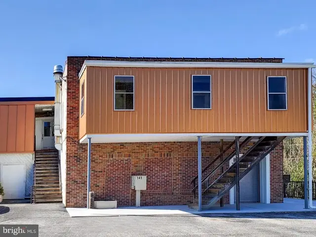 141 Manchester St #g, Glen Rock