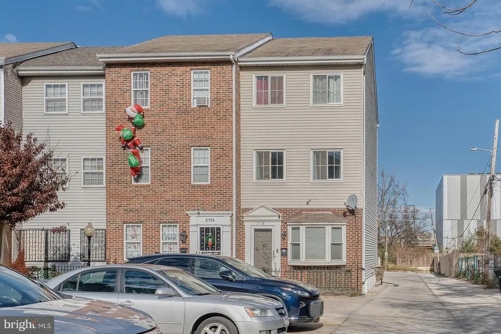 2118 Young St Se, WASHINGTON