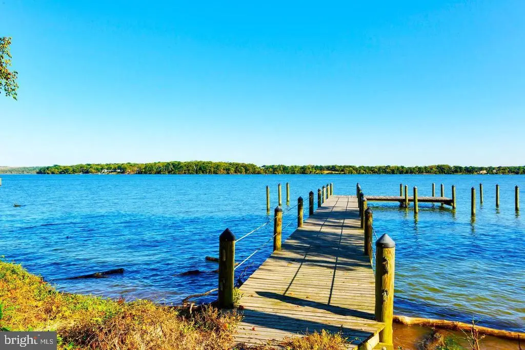 7993 E Boulevard Dr, ALEXANDRIA