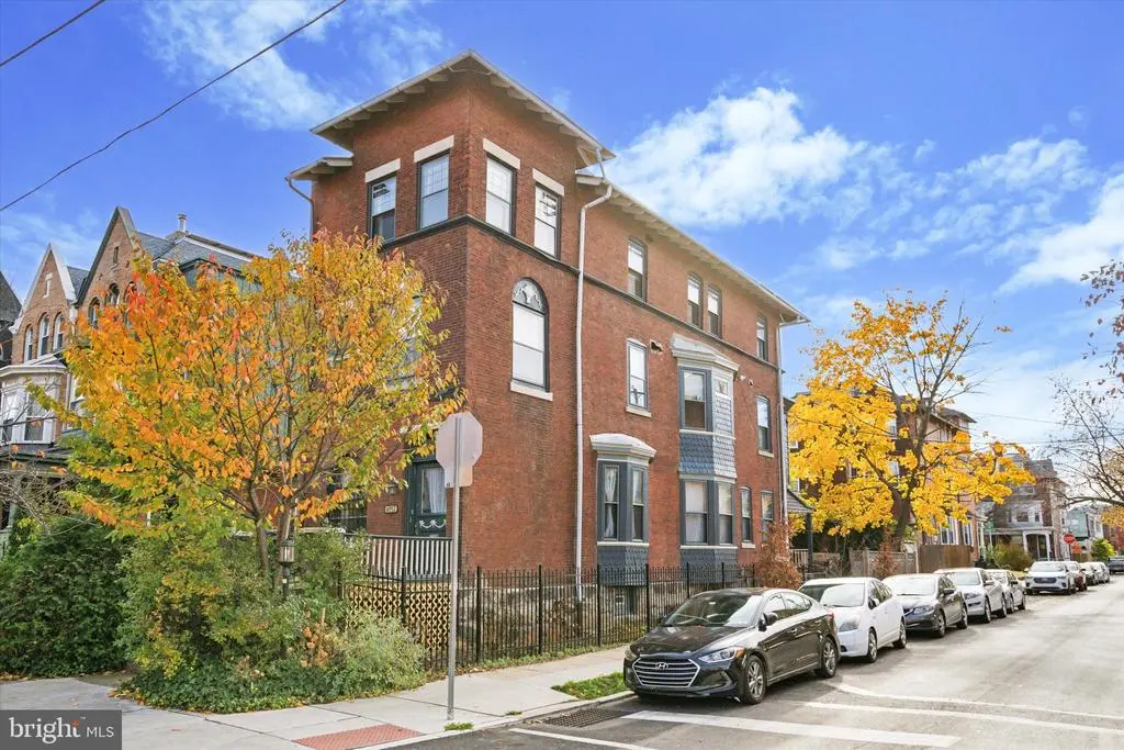 4952 Hazel Ave, PHILADELPHIA