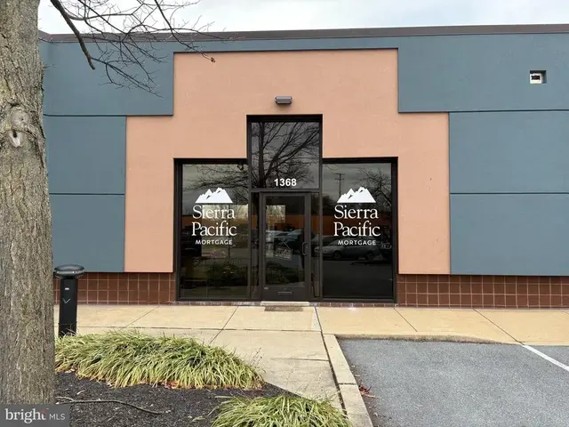 1368 Harrisburg Pike, Lancaster