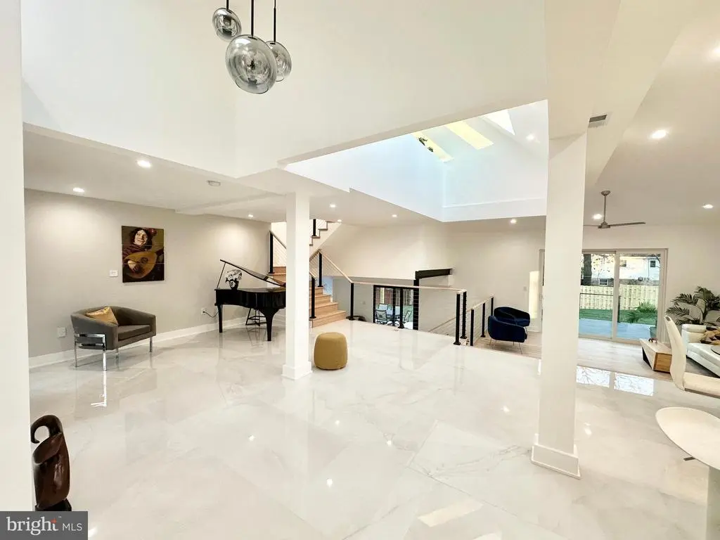 13117 Lutes Dr, Silver Spring