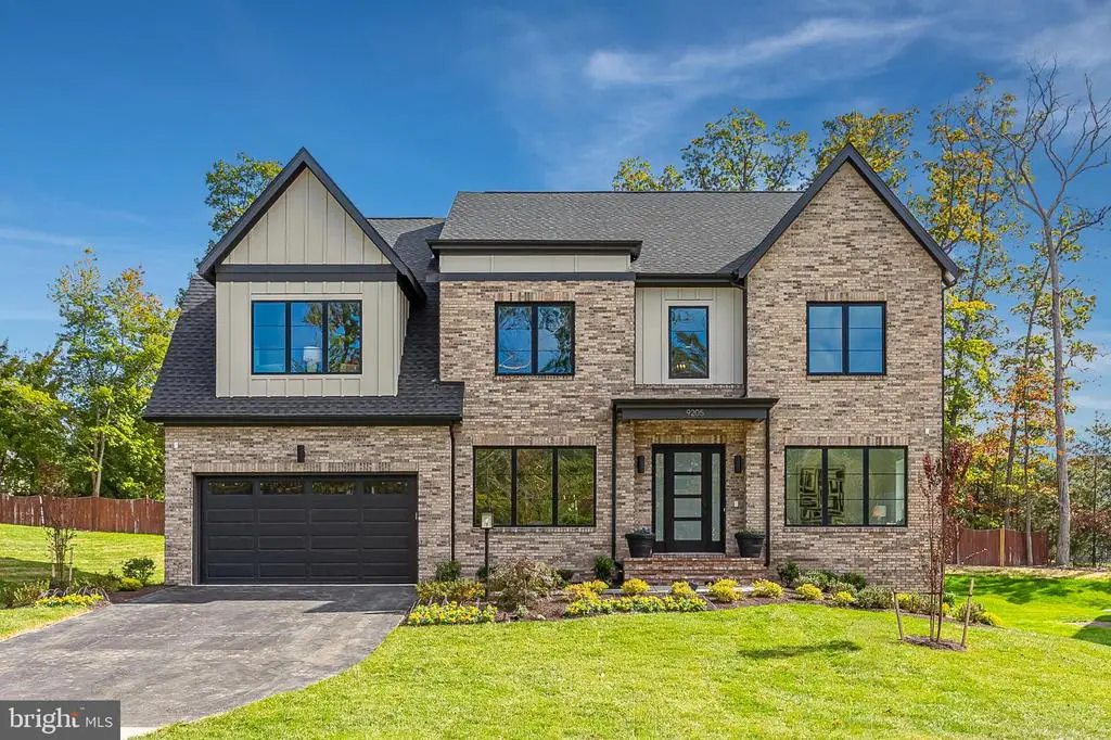 9205 Franks Point Ln, LORTON