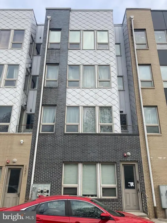 1219 Noble St, PHILADELPHIA