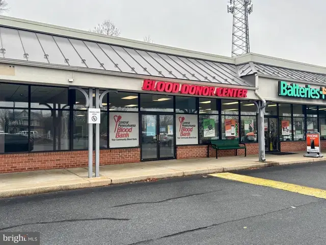 3027 Columbia Ave, Lancaster