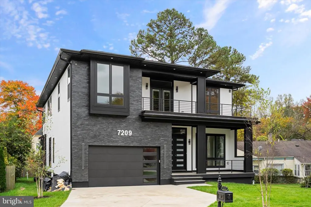 7209 Sipes Ln, ANNANDALE