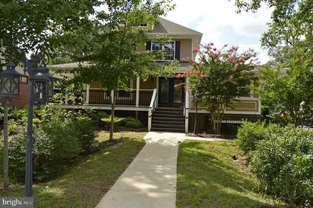308 Crain Hwy N, Glen Burnie