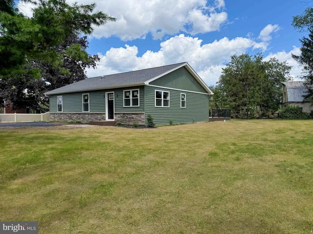 1403 Krafts Mill Rd, SPRING GROVE