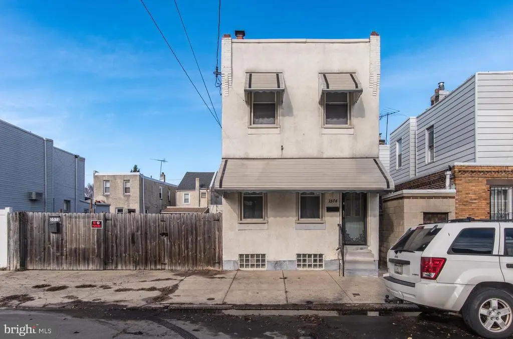3574 E Thompson St, PHILADELPHIA