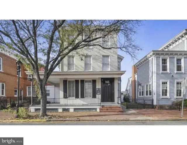 146 S State St, Dover