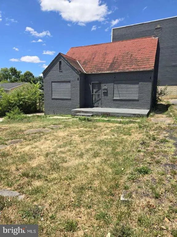 426 61st St Ne, WASHINGTON