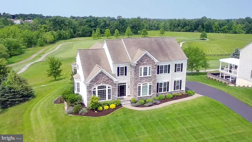 100 Bolero Dr, Downingtown