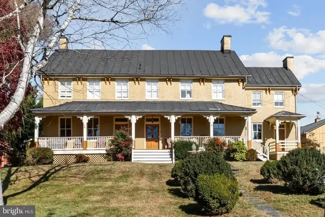 120 Water St, New Windsor