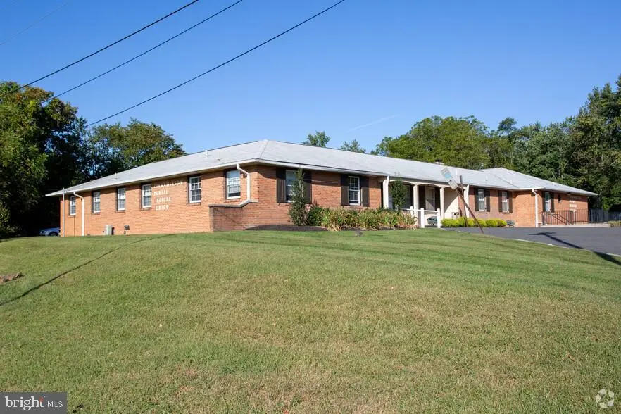 1701 Wynwood Dr, CINNAMINSON