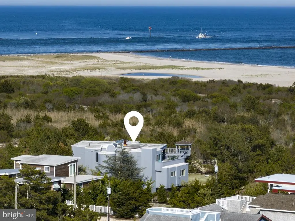 22 E 7th St, BARNEGAT LIGHT