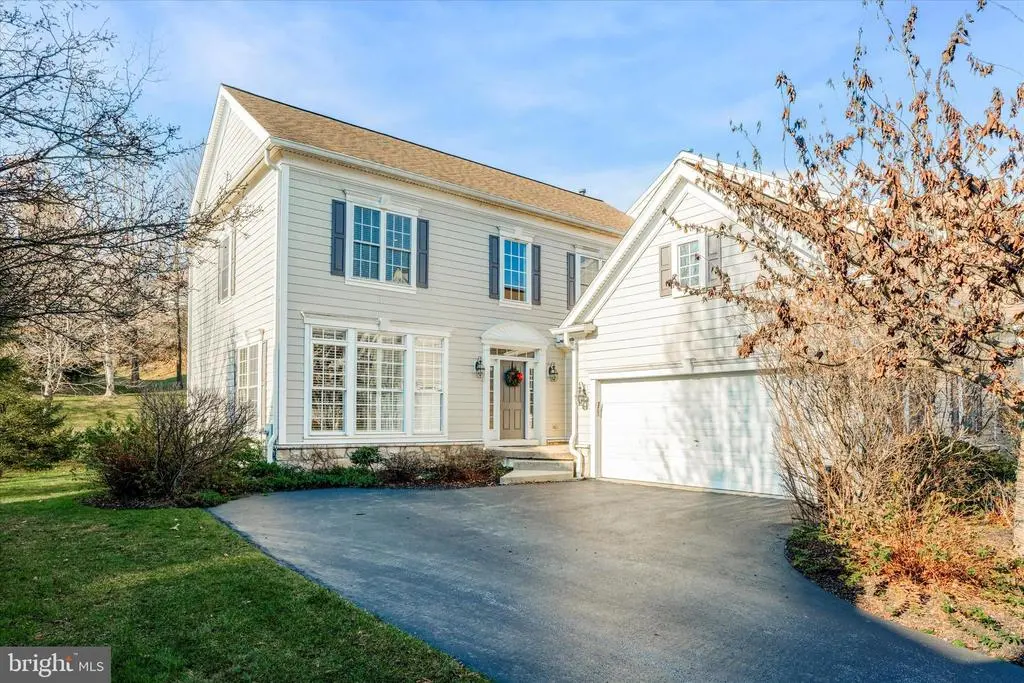 306 Arthur Ct, Newtown Square