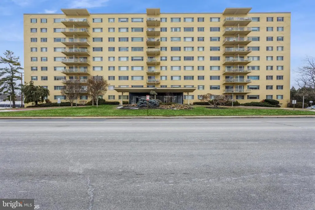 7121 Park Heights Ave #301, Baltimore