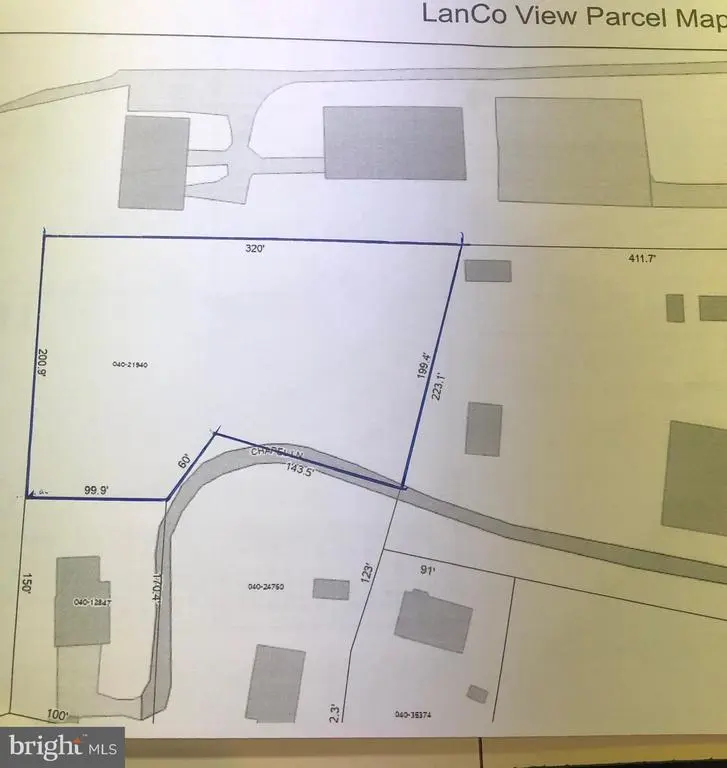 546 R Chapel Ln, Denver