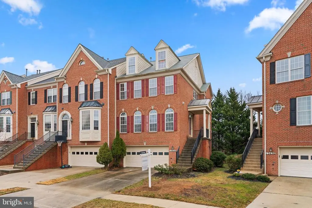 13634 Mills Farm Rd, Rockville