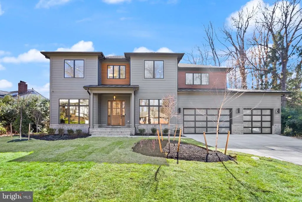 6013 Woodland Ter, MCLEAN