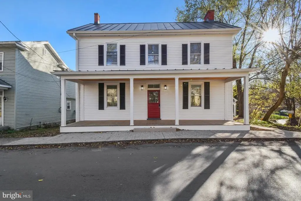 203 Water St, Edinburg