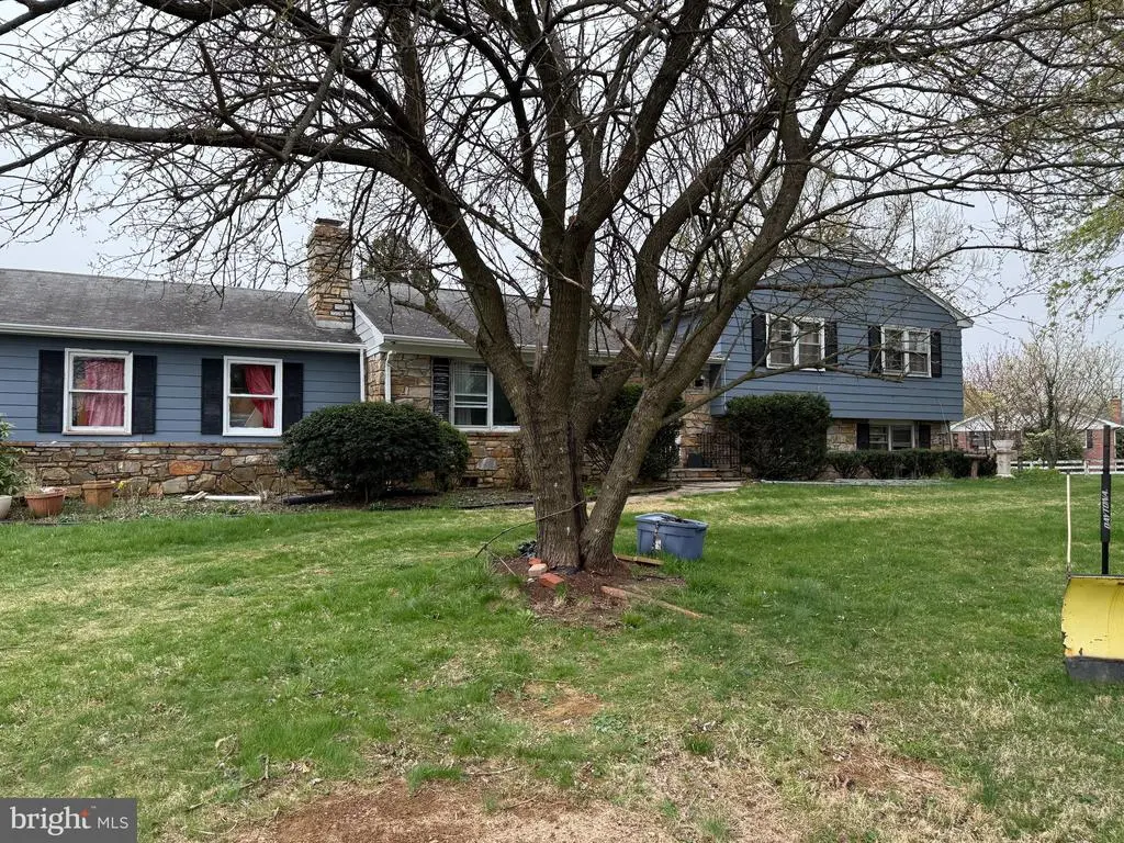 17322 Canby Rd, LEESBURG