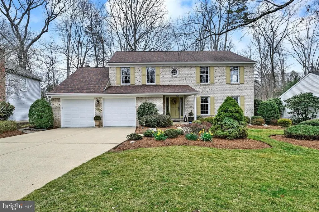 327 Lazywood Ct, Millersville