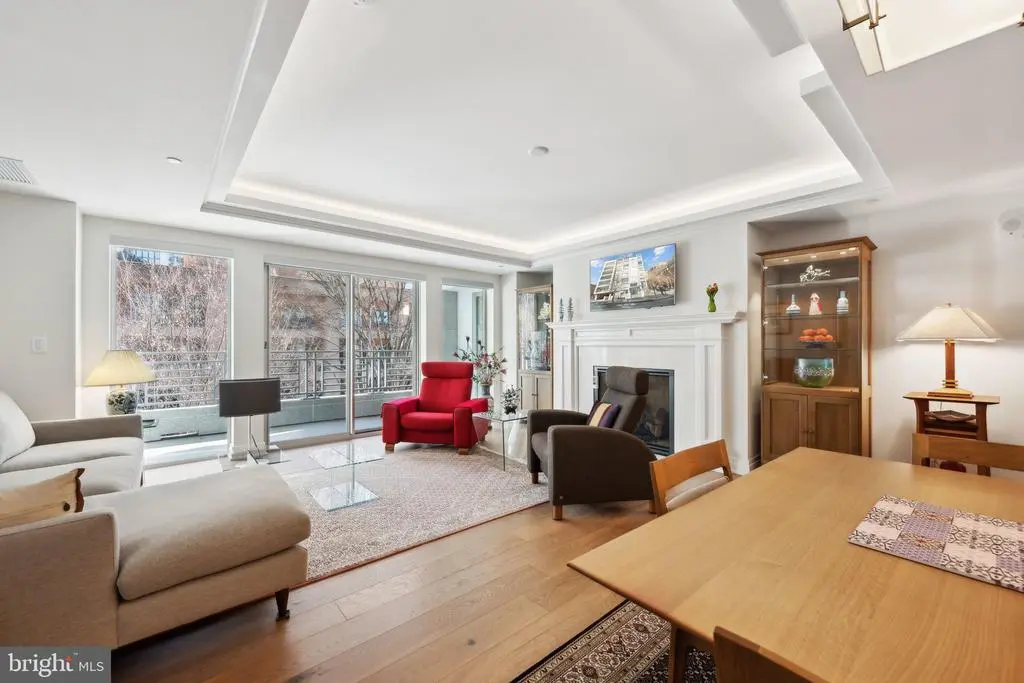 4901 Hampden Ln #305, Bethesda