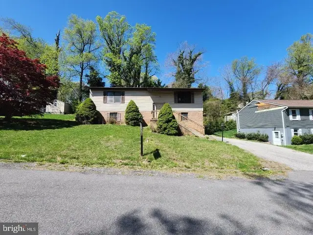 6212 8th St, Chesapeake Beach