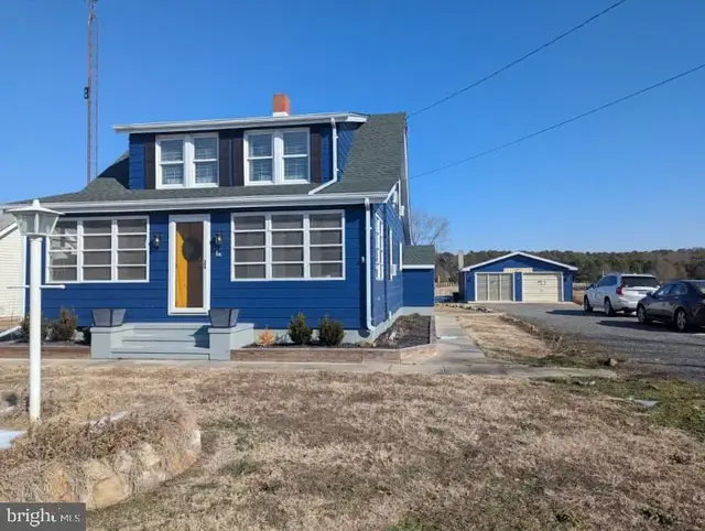 5839 Hudson Wharf Rd, Cambridge
