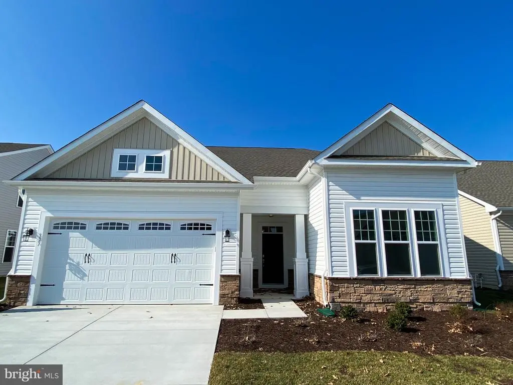 327 Heritage Shores Cir, BRIDGEVILLE