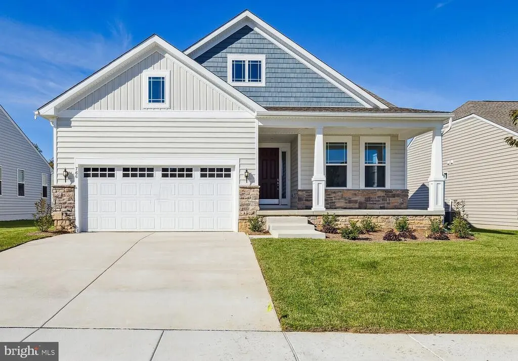 17 Golden Raintree Ct, MIDDLETOWN