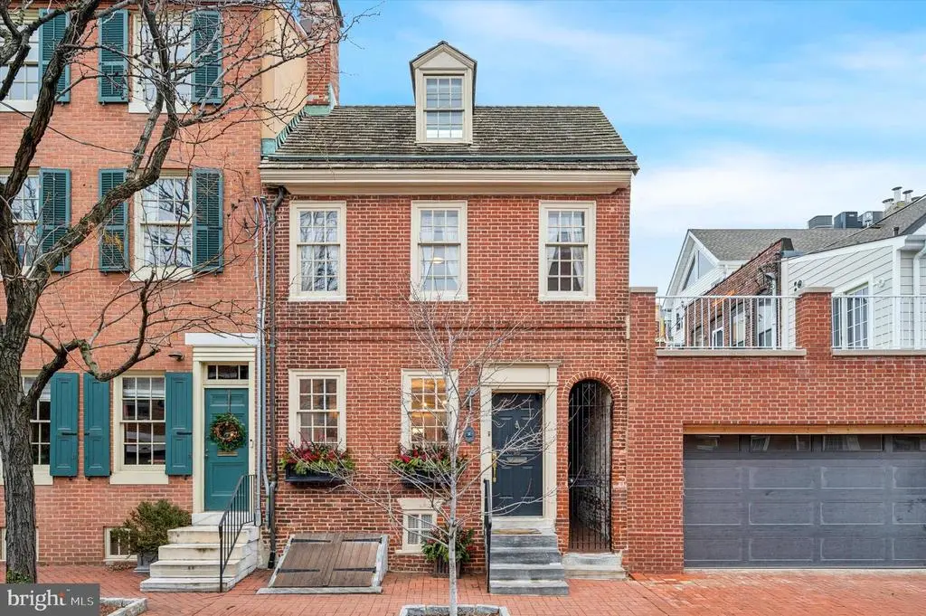 107 Bainbridge St, Philadelphia