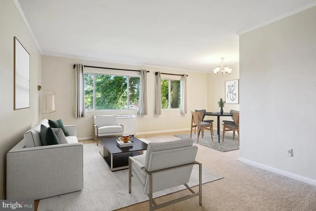 3601 5th St S #206, ARLINGTON