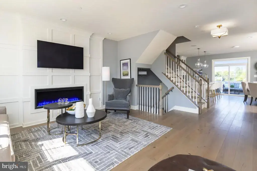 58 Becker Dr #26, CHALFONT