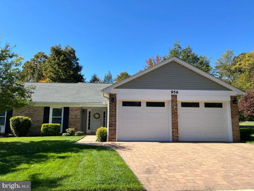 956 Shadewater Way, Annapolis