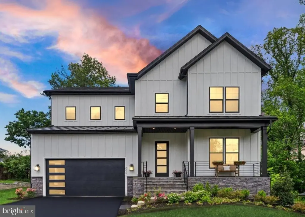 2238 Highland Ave, FALLS CHURCH