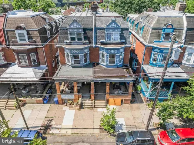 922 S 49th St, Philadelphia